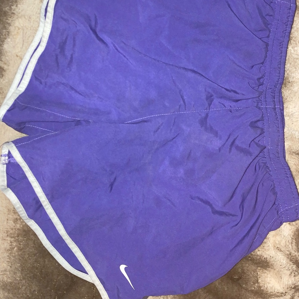 Large Nike athletic shorts